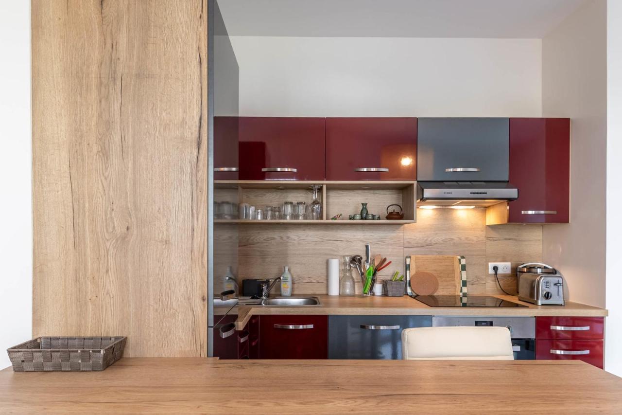 Charming Apartment With Balcony And Parking Near The Center Of Annecy Exterior foto
